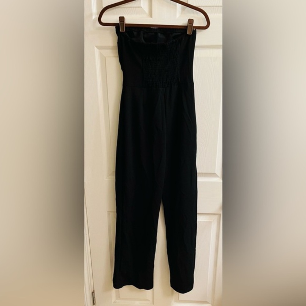 CHARLOTTE RUSSE~STRAPLESS~BLACK JUMPSUIT~SMOCKING~M
